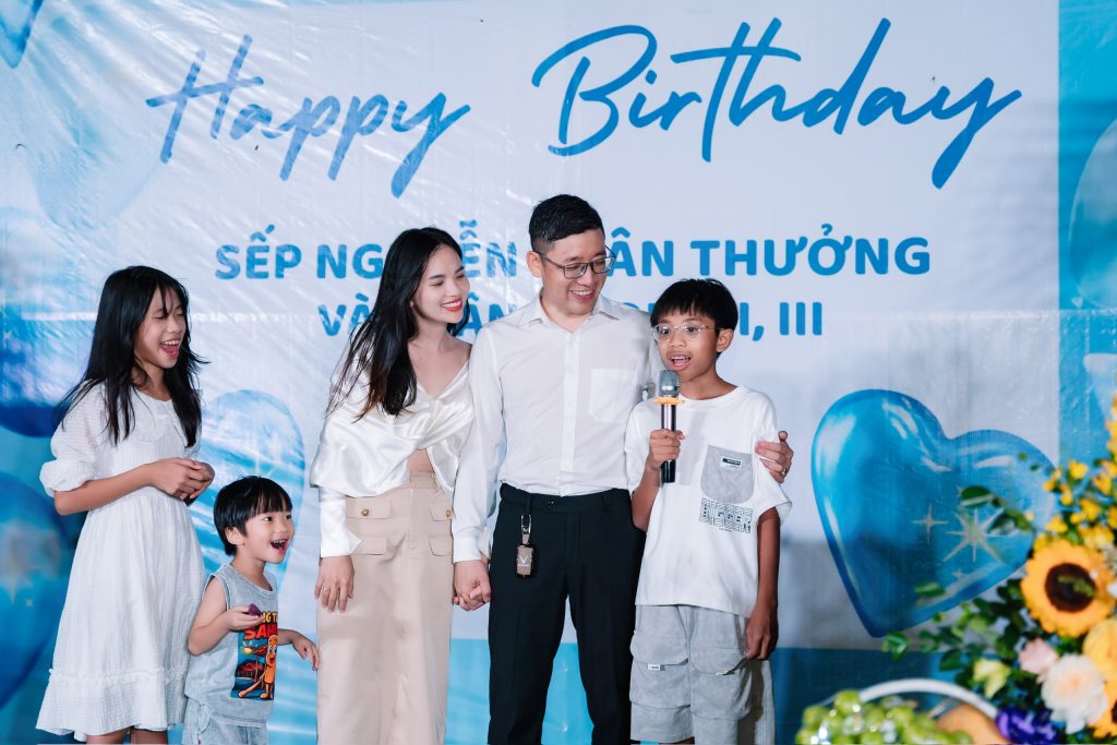 Sinh nhật Ba Thưởng